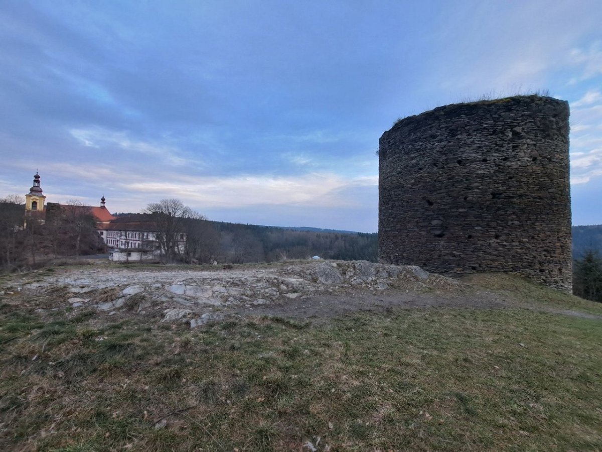 Sychrov - zřícenina (481&nbsp;m)