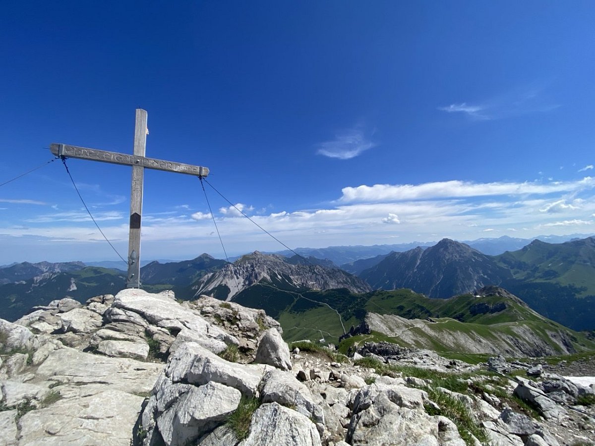 Augstenberg (2359 m)