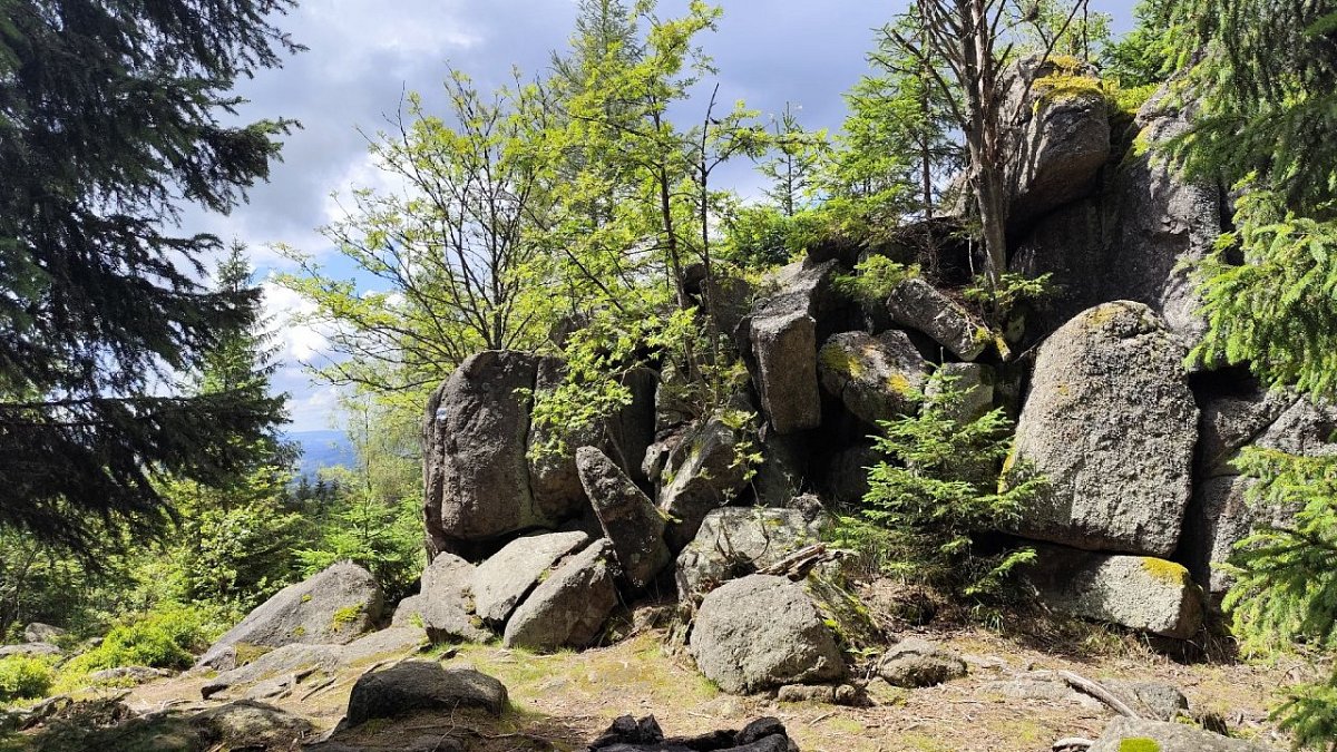 Trousnická skála (948&nbsp;m)