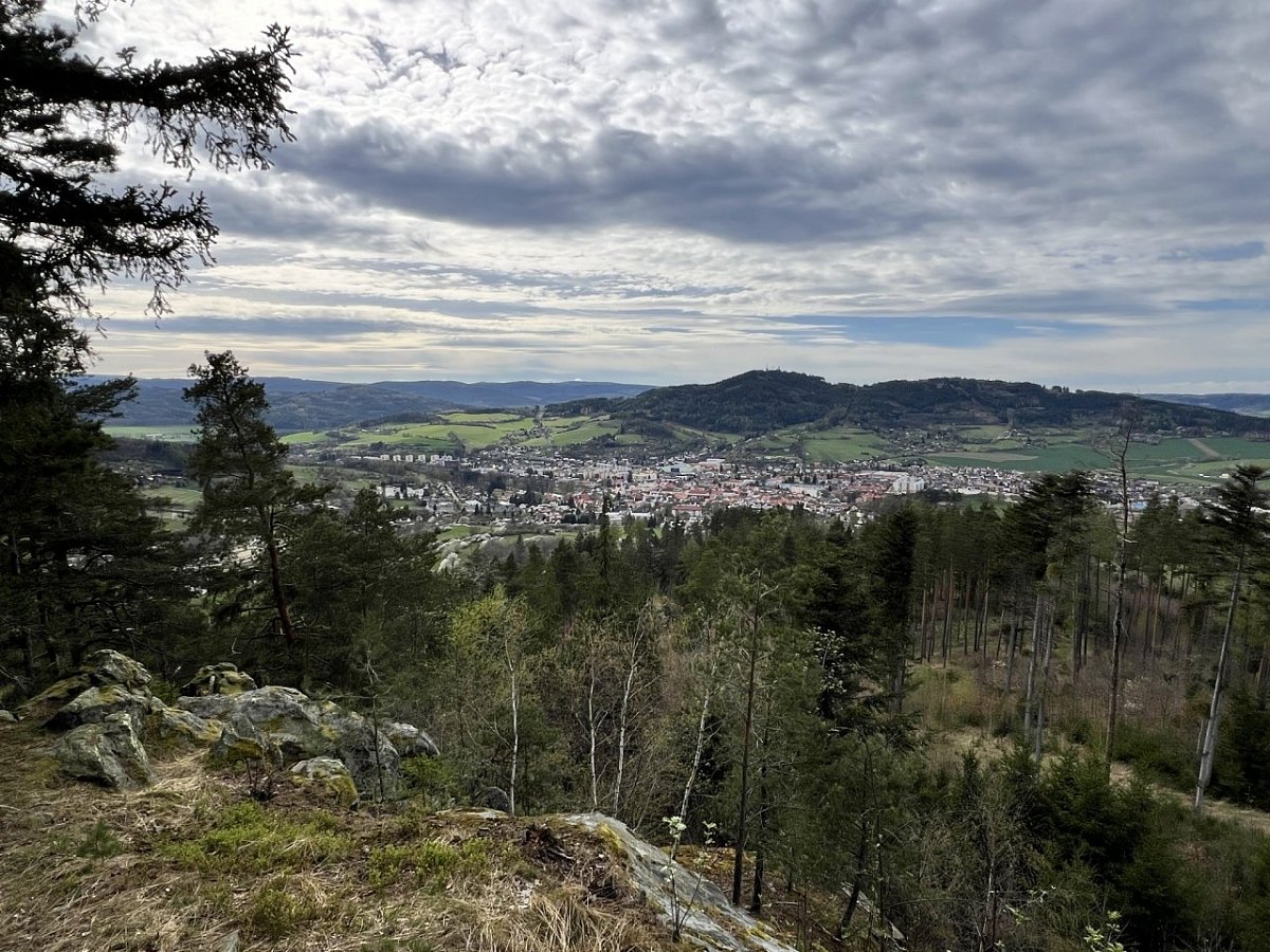 Krásná vyhlídka (703 m)