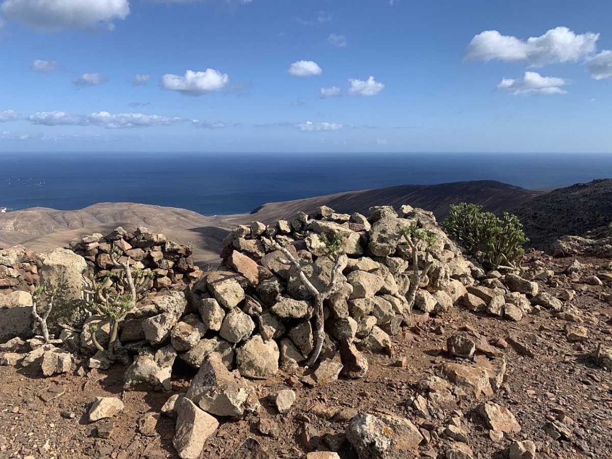 Pico de las Flores (468 m)