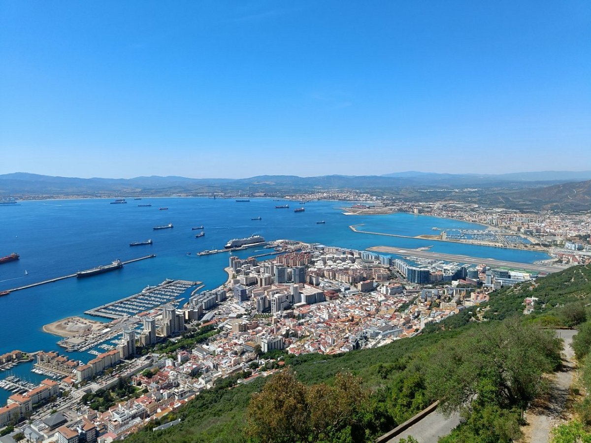 Signal Hill (387 m)