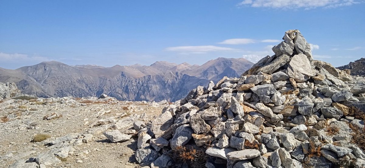 Γινγιλος (1980 m)