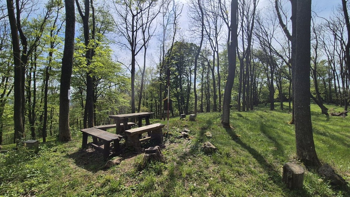 Běleč (712 m)