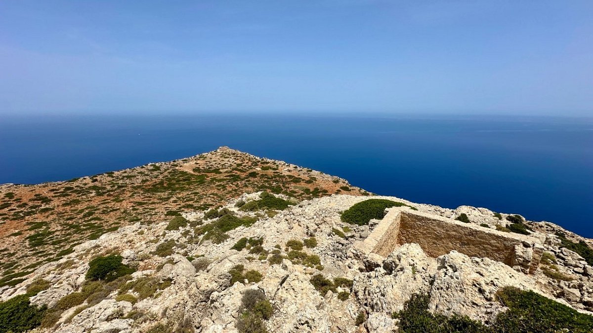 Σπαθί (370 m)