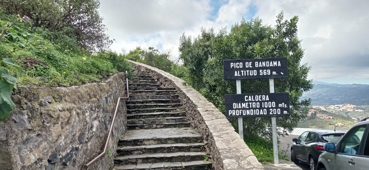 Pico de Bandama (575 m)