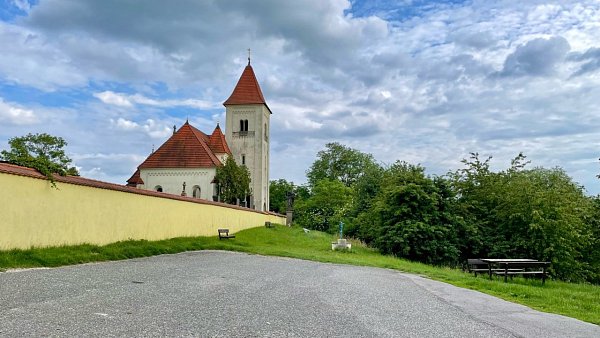 Krteň