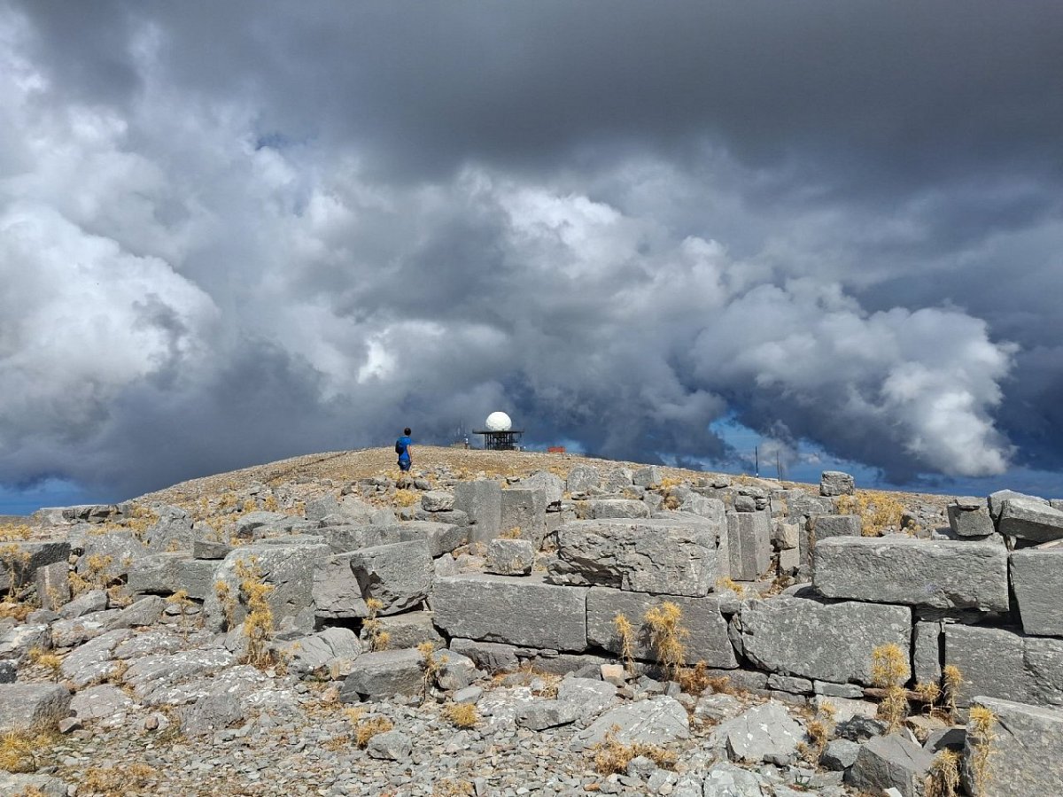 Αττάβυρος (1215&nbsp;m)