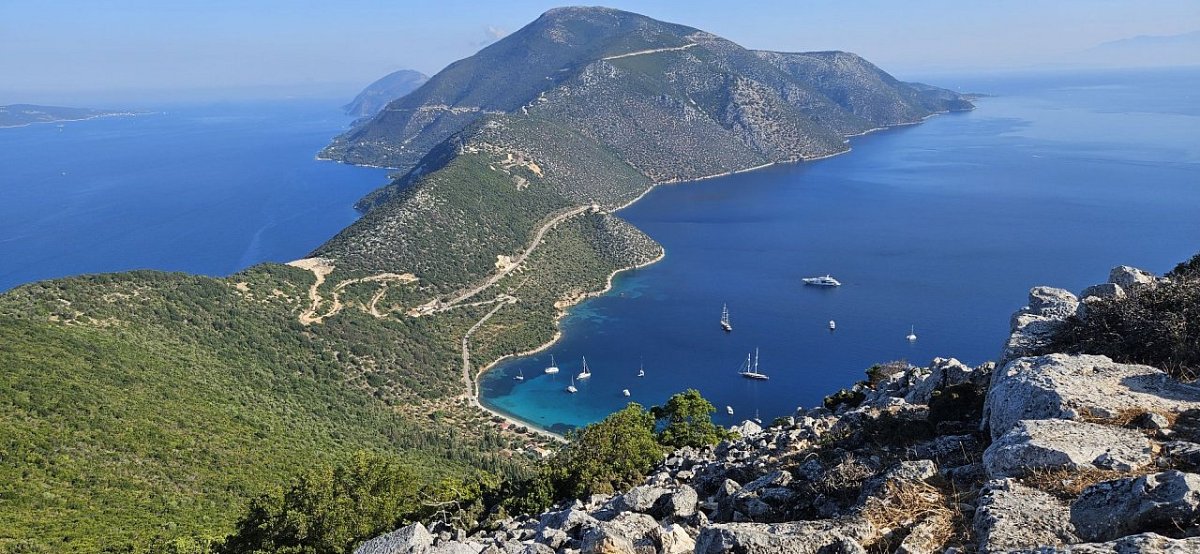 Αετός (360&nbsp;m)